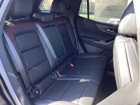 New 2026 Chevrolet Equinox RS image 32