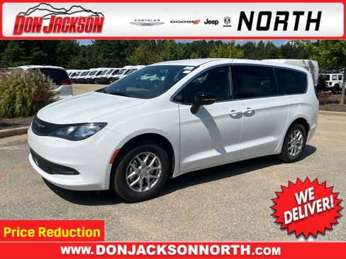 New 2026 Chrysler Voyager LX image 1