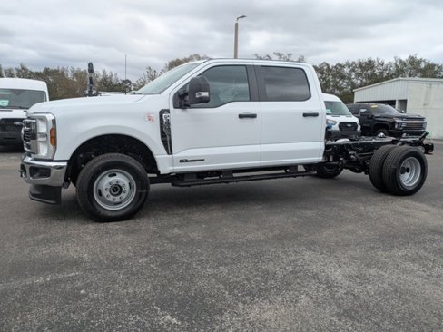 New 2025 Ford F350 XL w/ XL Chrome Package image 9