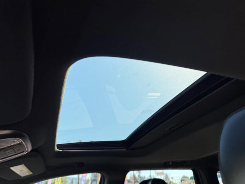 Used 2014 Jeep Grand Cherokee Limited image 15