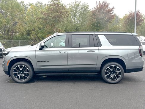 New 2026 Chevrolet Suburban RST image 4