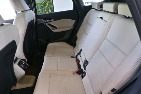 New 2025 BMW X1 xDrive28i w/ Premium Package image 12