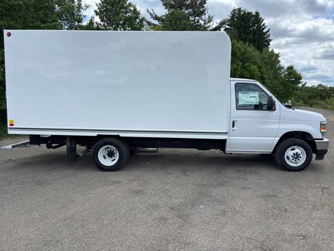 New 2026 Ford E-350 and Econoline 350 Super Duty w/ Power Equipment Group image 4
