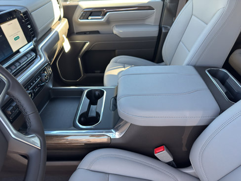 New 2026 Chevrolet Silverado 2500 LT w/ Z71 Chrome Sport Edition image 21