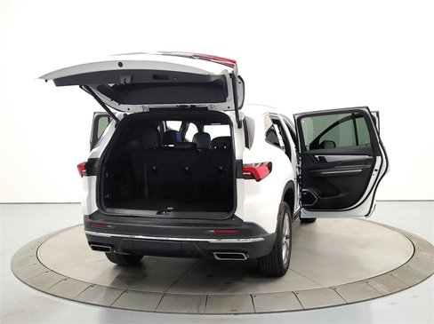 Used 2025 Buick Enclave Preferred image 15