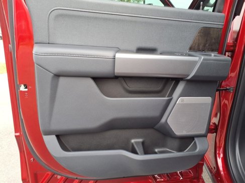 New 2025 Ford F250 Lariat image 14