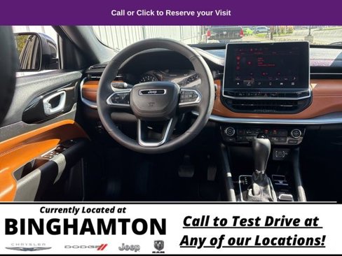 Used 2024 Jeep Compass Limited image 18