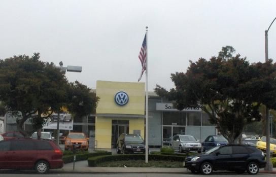 Volkswagen Santa Monica car dealership in Santa Monica, CA 90404