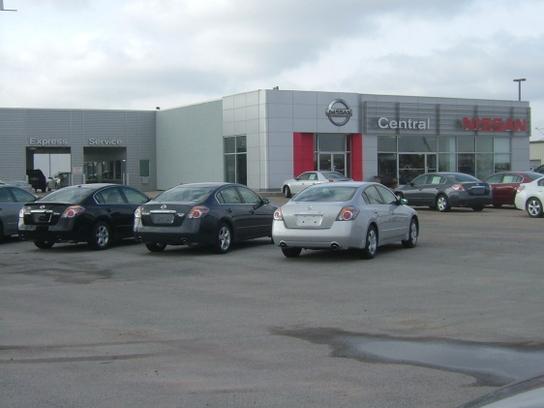 Central Nissan car dealership in Jonesboro, AR 72404 ...