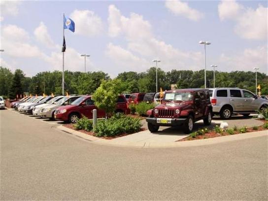 Luther Brookdale Chrysler Jeep Dodge Car Dealership In