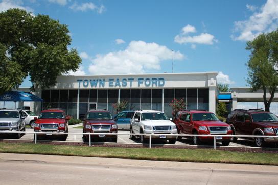 Town East Ford car dealership in Mesquite, TX 75150 | Kelley Blue Book