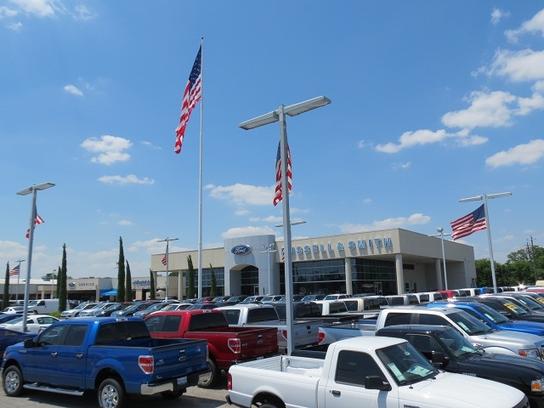 Russell & Smith Ford car dealership in Houston, TX 77025 | Kelley Blue Book