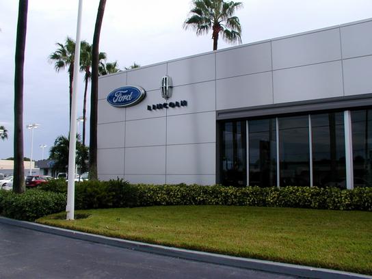 Al Packer Ford car dealership in West Palm Beach, FL 33409-4710 ...