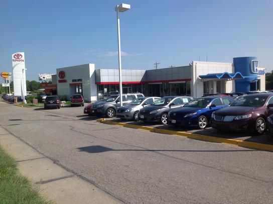 Honda Service Centers & Repair Shops near Topeka, KS | KBB