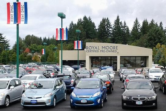 Royal Moore Auto Center car dealership in Hillsboro, OR 97123 | Kelley