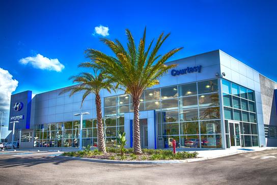 Courtesy Hyundai Tampa car dealership in Tampa, FL 33614 | Kelley Blue Book