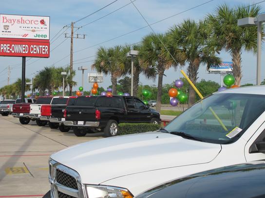 Bayshore Chrysler Jeep Dodge Ram Car Dealership In Baytown