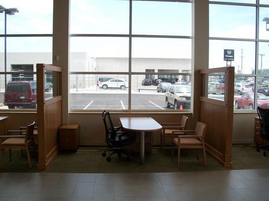 Land Rover Tulsa car dealership in Tulsa, OK 74145 ...