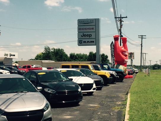 Bayird Chrysler Dodge Jeep Ram Car Dealership In West
