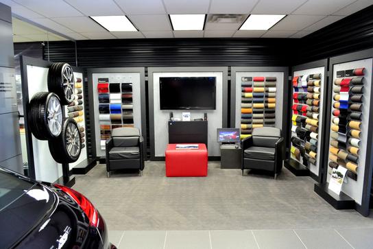 Smart Luxury Motors of Davenport car dealership in ...