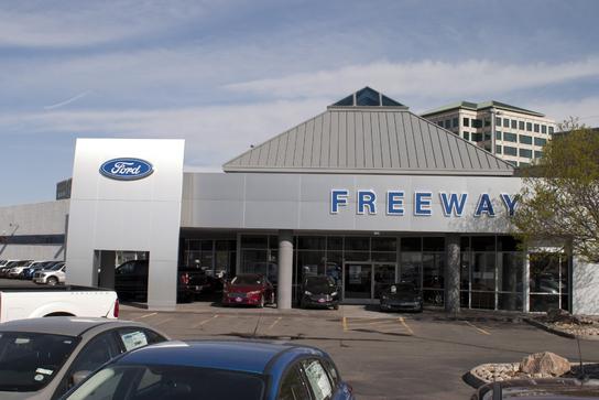 Freeway Ford car dealership in Denver, CO 80222 | Kelley Blue Book