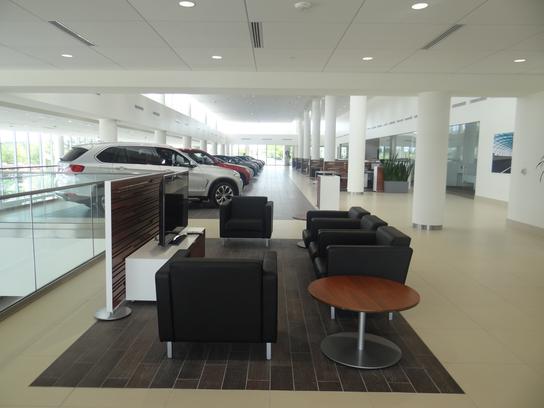 BMW of Fort Lauderdale car dealership in Fort Lauderdale, FL 33316-2620