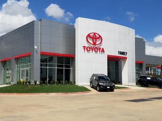 Family Toyota of Arlington car dealership in Arlington, TX ...