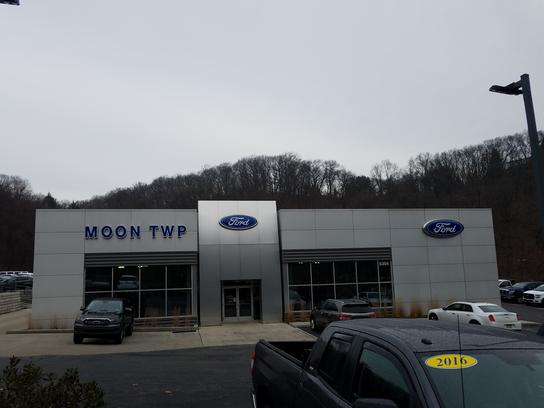 300 corporate center drive moon township pa 15108