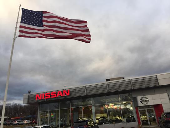 Thruway Nissan car dealership in NEWBURGH, NY 12550-5009 | Kelley Blue Book