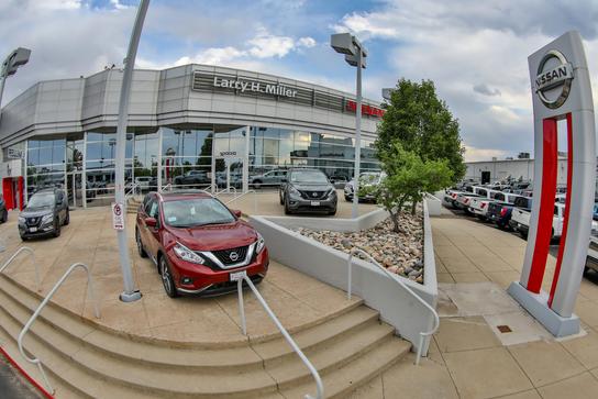 Larry H Miller Nissan Arapahoe Car Dealership In Centennial Co