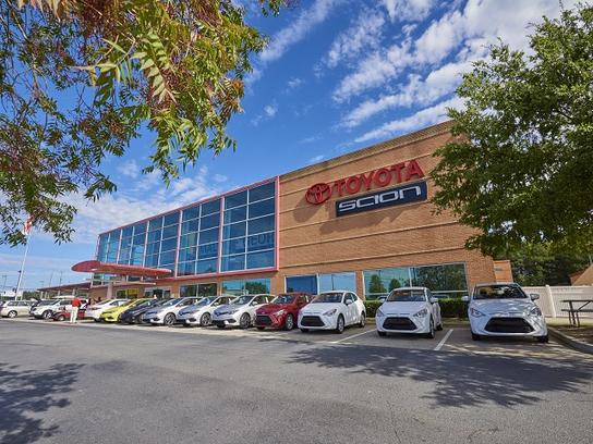 AutoNation Toyota Mall of Georgia car dealership in Buford, GA 30519