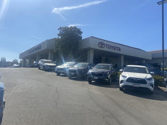 Auburn Toyota car dealership in Auburn, CA 95603 | Kelley Blue Book