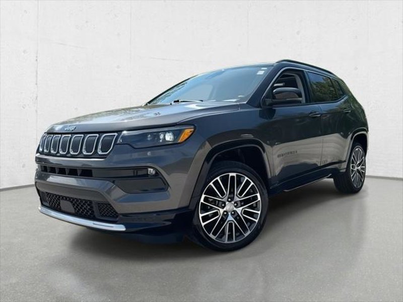 Certified 2022 Jeep Compass Limited w/ Elite Group image 1