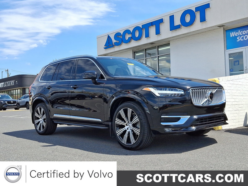 Certified 2023 Volvo XC90 B6 Ultimate w/ Lounge Package image 1