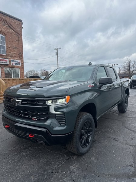 New 2025 Chevrolet Silverado 1500 LT Trail Boss w/ LPO, Dark Essentials Package image 1