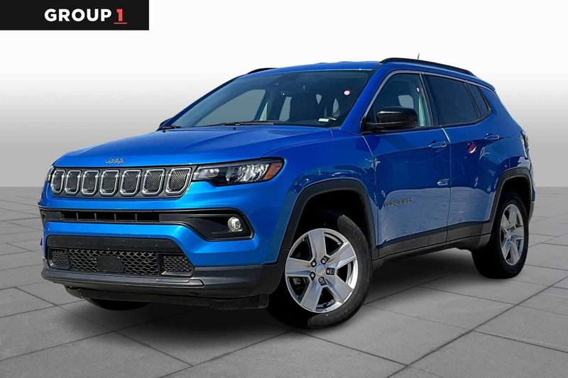 Certified 2022 Jeep Compass Latitude w/ Convenience Group image 1