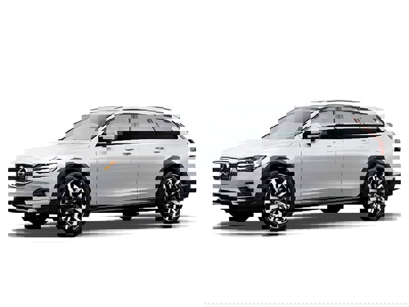 Certified 2024 Volvo V90 B6 Cross Country Ultimate image 1