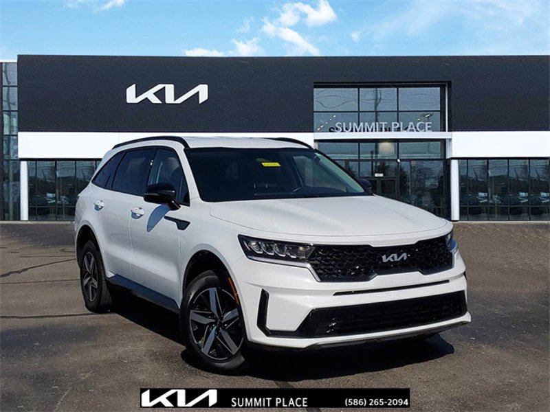 Certified 2022 Kia Sorento S image 1