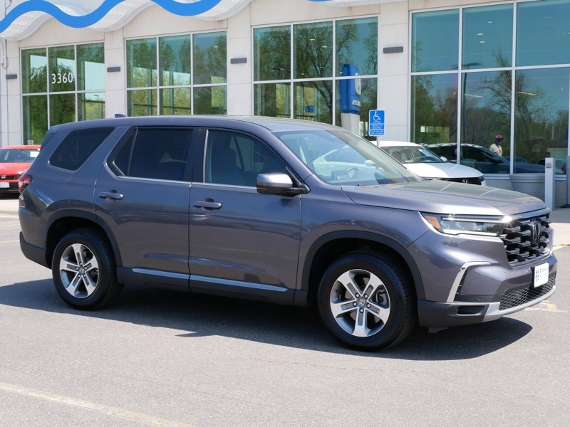 Certified 2025 Honda Pilot EX-L image 1