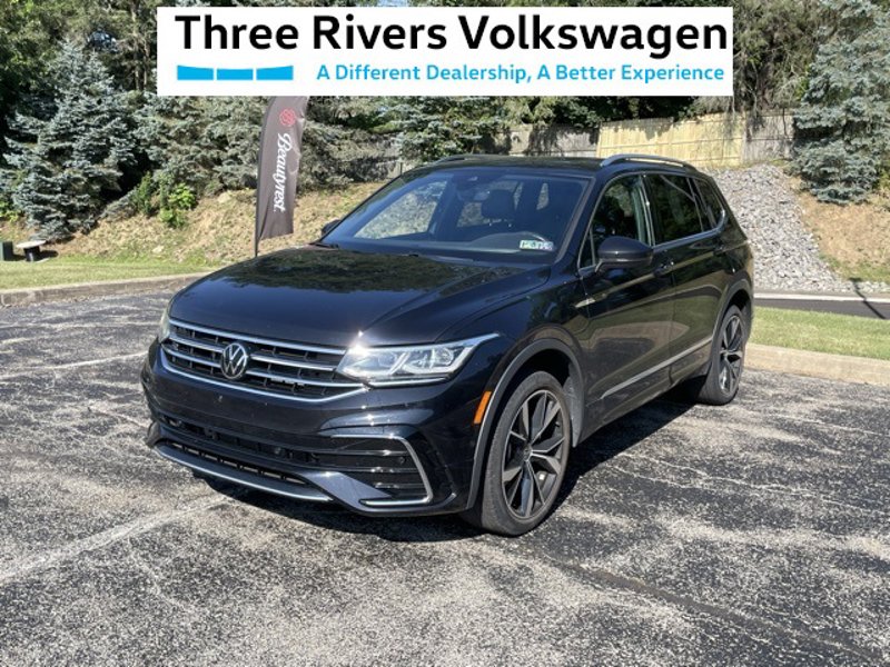 Certified 2023 Volkswagen Tiguan SEL R-Line image 1