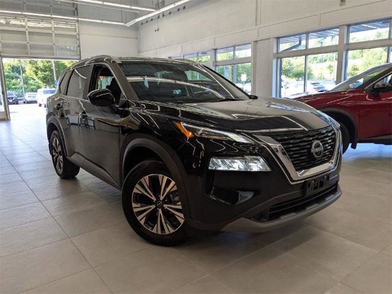 Certified 2023 Nissan Rogue SV image 1