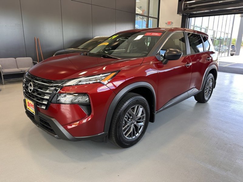 Certified 2024 Nissan Rogue S image 1