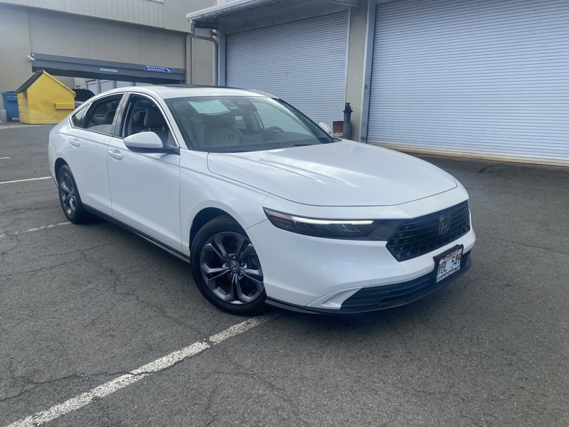 Certified 2023 Honda Accord EX image 1