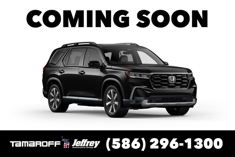 New 2025 Honda Pilot Touring image 1