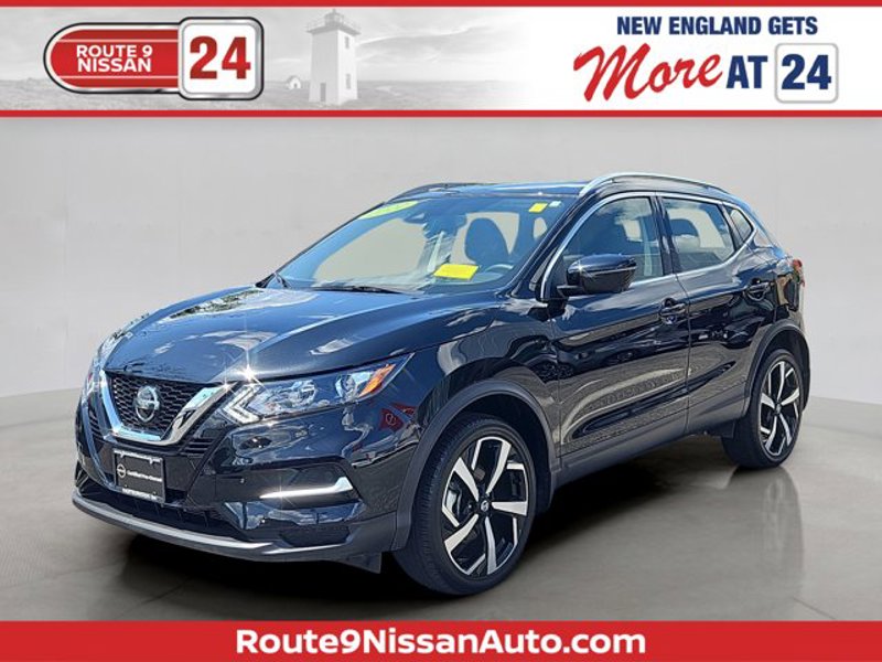Certified 2022 Nissan Rogue Sport SL image 1
