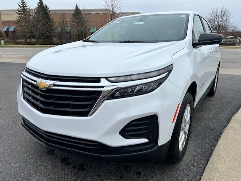 Certified 2022 Chevrolet Equinox LS w/ LS Convenience Package image 1