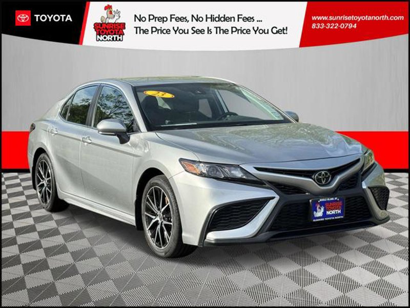 Certified 2023 Toyota Camry SE image 1