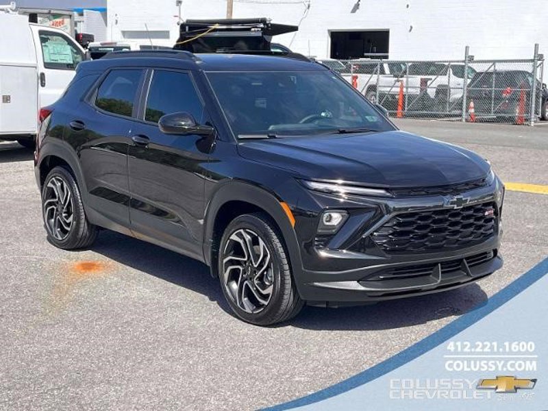 Certified 2025 Chevrolet TrailBlazer RS w/ Convenience Package image 1