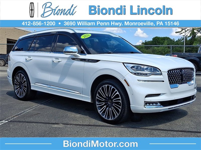 Certified 2022 Lincoln Aviator Black Label image 1