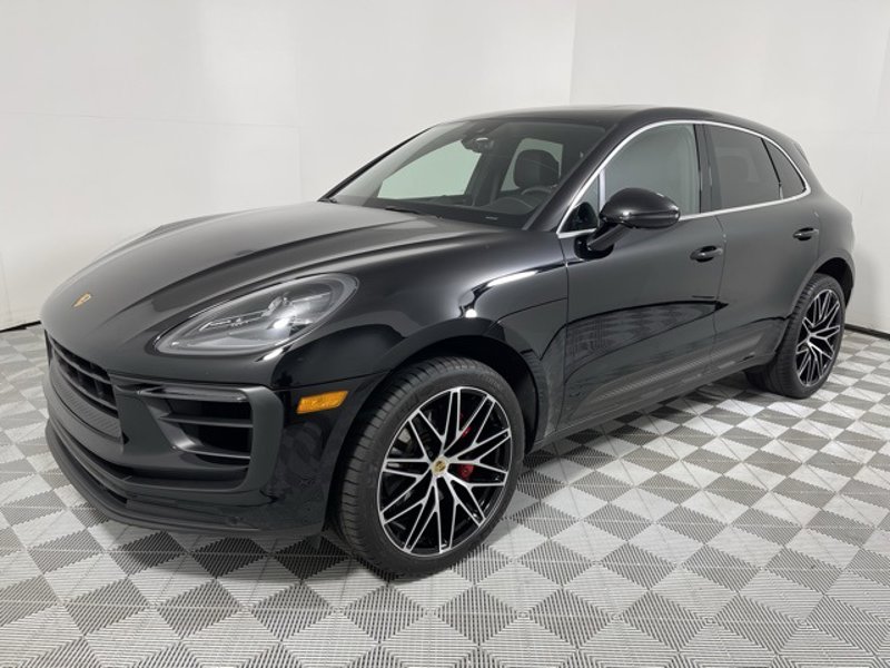 Certified 2022 Porsche Macan S image 1